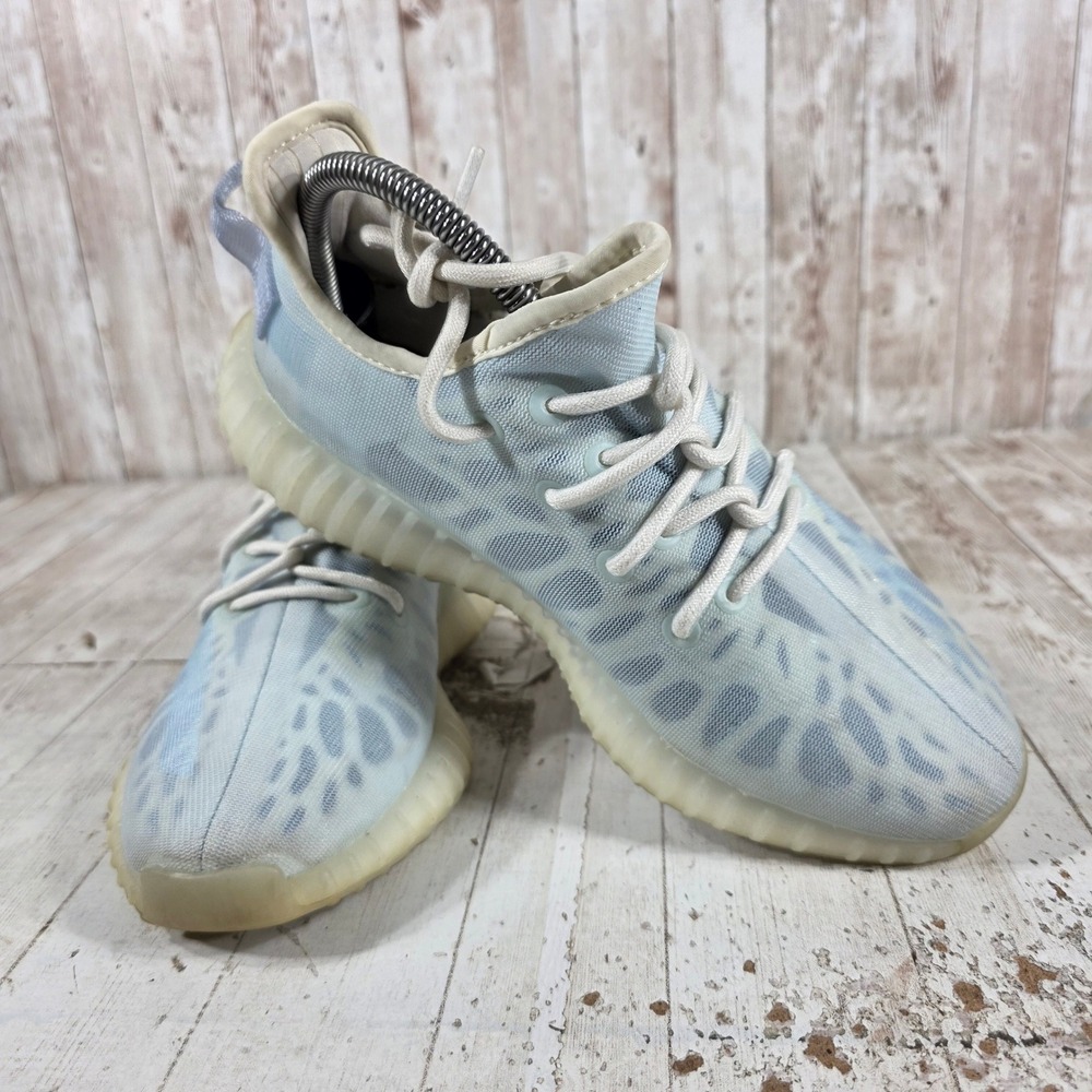 Adidas Yeezy Boost 350 V2 Mono Ice Blue GW2869 Womens 7.5 Mens 6.5 - Picture 8 of 8